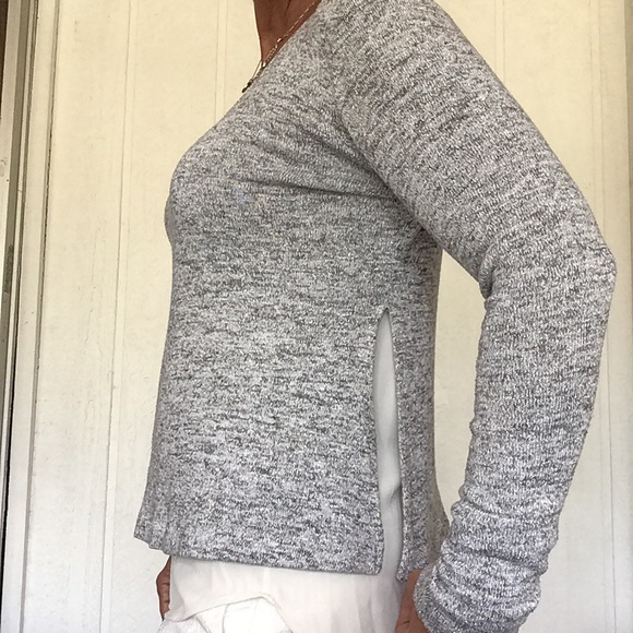 WHITE HOUSE BLACK MARKET LAYERED TOP SMALL - Picture 5 of 16